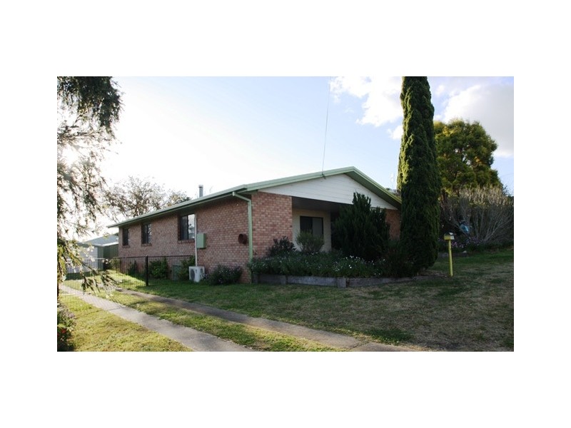 143 Dragon Street, Warwick QLD 4370
