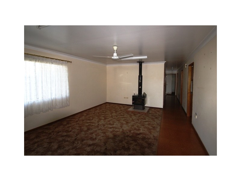 143 Dragon Street, Warwick QLD 4370