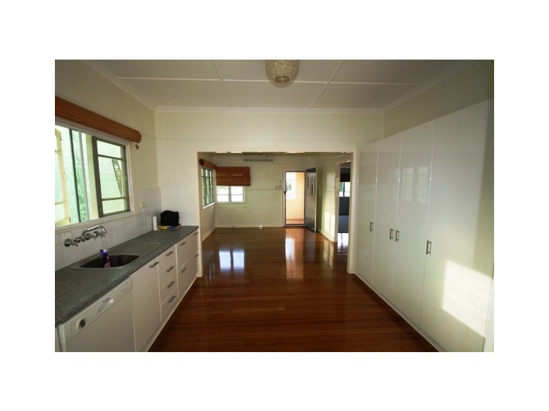 96 Victoria Street, Warwick QLD 4370