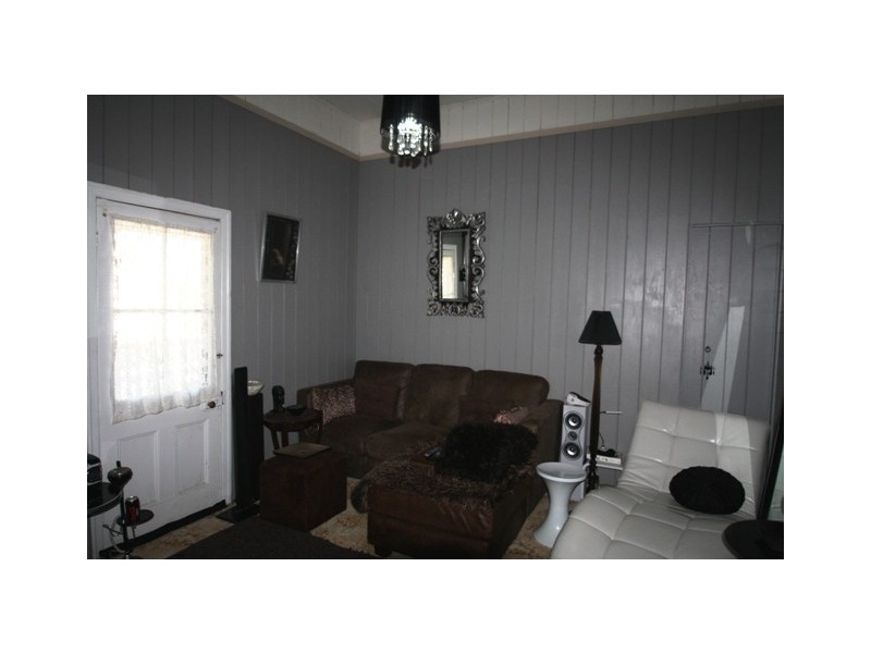 1 Rose Street, Warwick QLD 4370