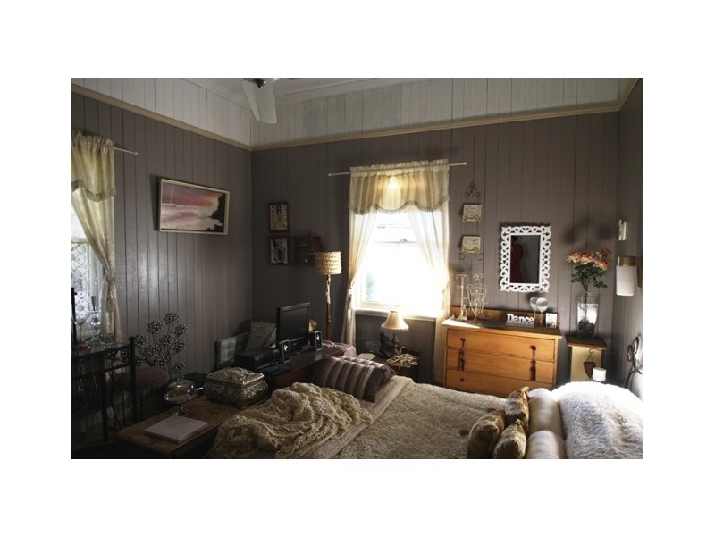 1 Rose Street, Warwick QLD 4370