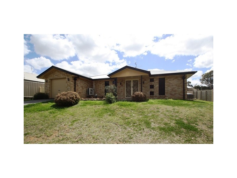 7 Horsman Road, Warwick QLD 4370