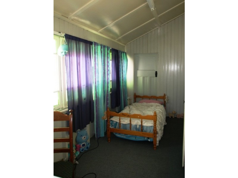 37 Wood Street, Warwick QLD 4370