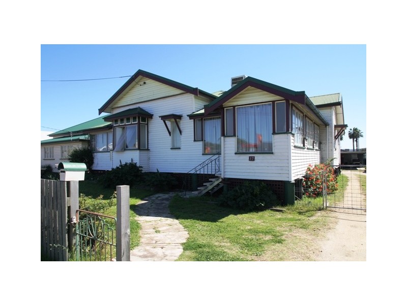37 Wood Street, Warwick QLD 4370