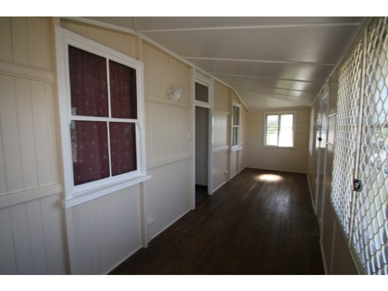 4 Mill Street, Warwick QLD 4370