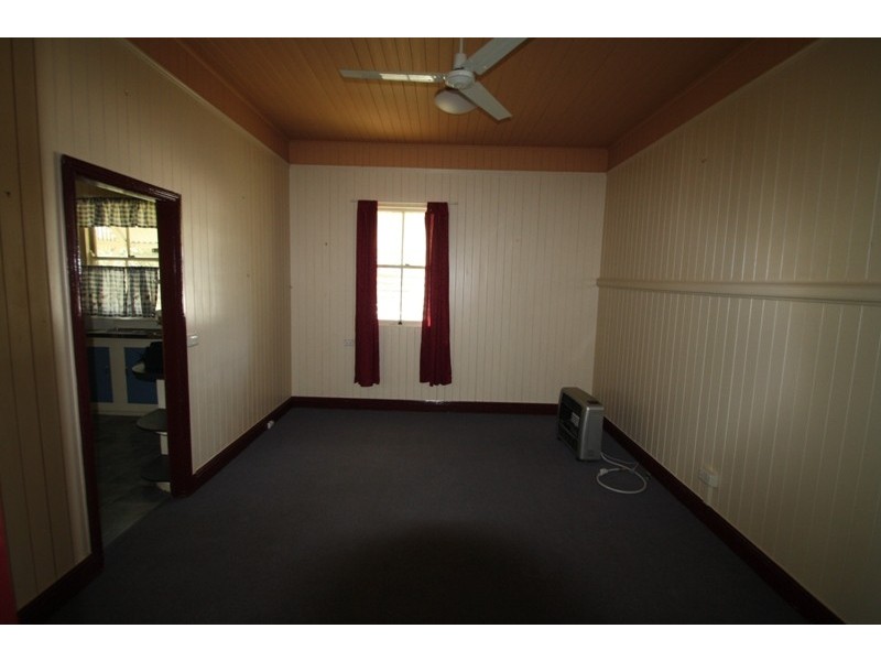 4 Mill Street, Warwick QLD 4370