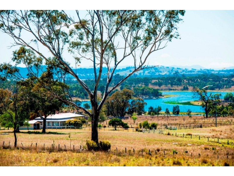 991 Rockland Rd, Leslie Dam QLD 4370