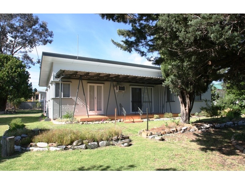 150 Wood Street, Warwick QLD 4370