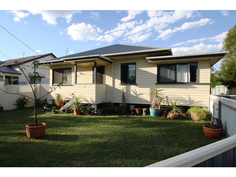 7 Mary Street, Warwick QLD 4370