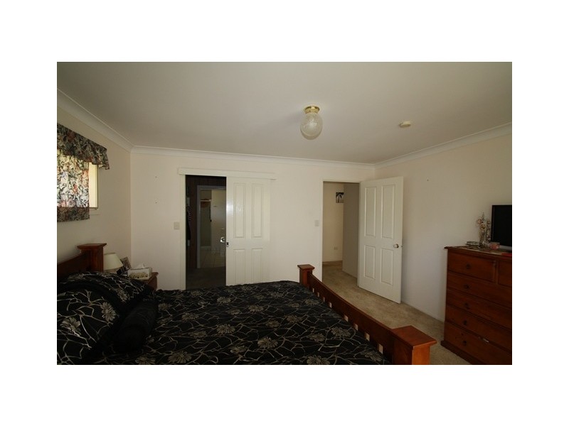 64 Rangers Road, Warwick QLD 4370