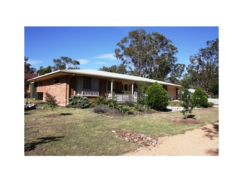 64 Rangers Road, Warwick QLD 4370