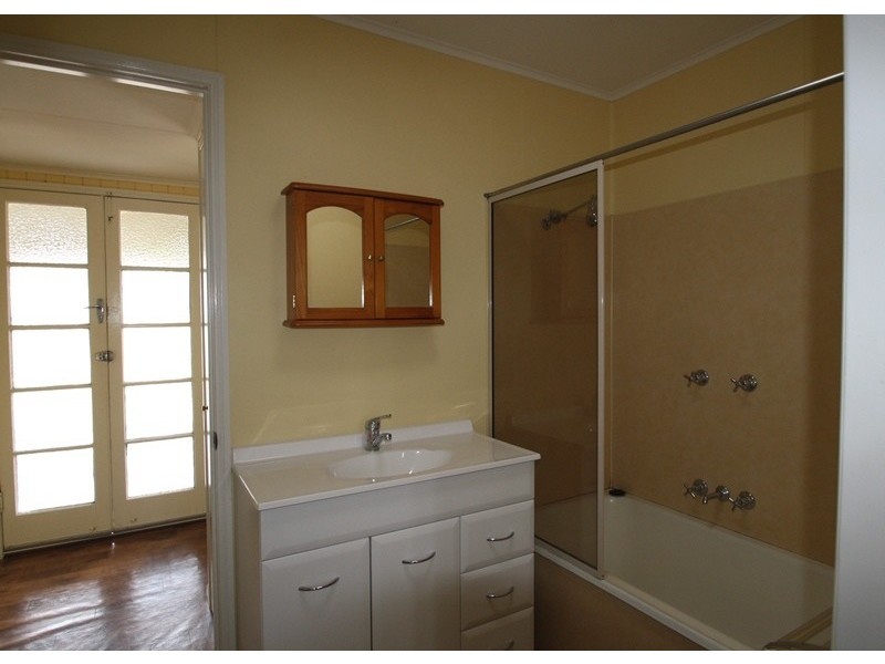 10 Briggs Street, Warwick QLD 4370