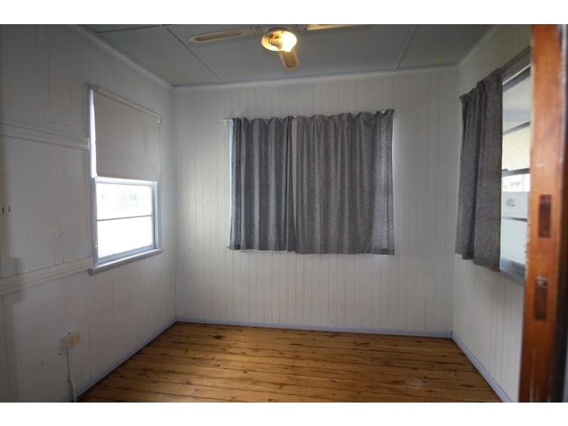 30 Wilga Avenue, Warwick QLD 4370