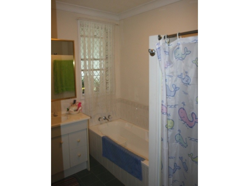 30 Peace Street, Rosenthal Heights QLD 4370