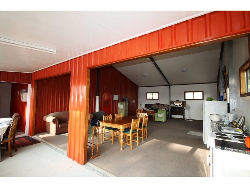 92 Coochie Rd, Dalveen QLD 4374