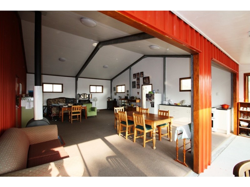 92 Coochie Rd, Dalveen QLD 4374