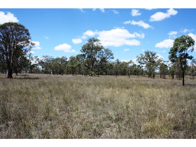 92 Coochie Rd, Dalveen QLD 4374