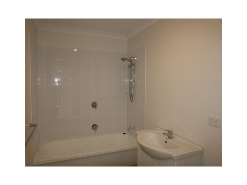 25 Rowland Street, Warwick QLD 4370