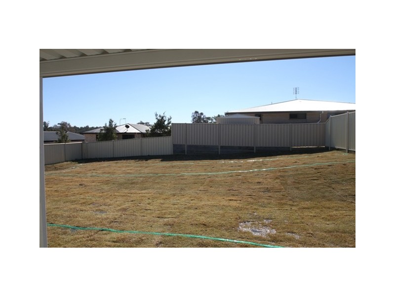 25 Rowland Street, Warwick QLD 4370