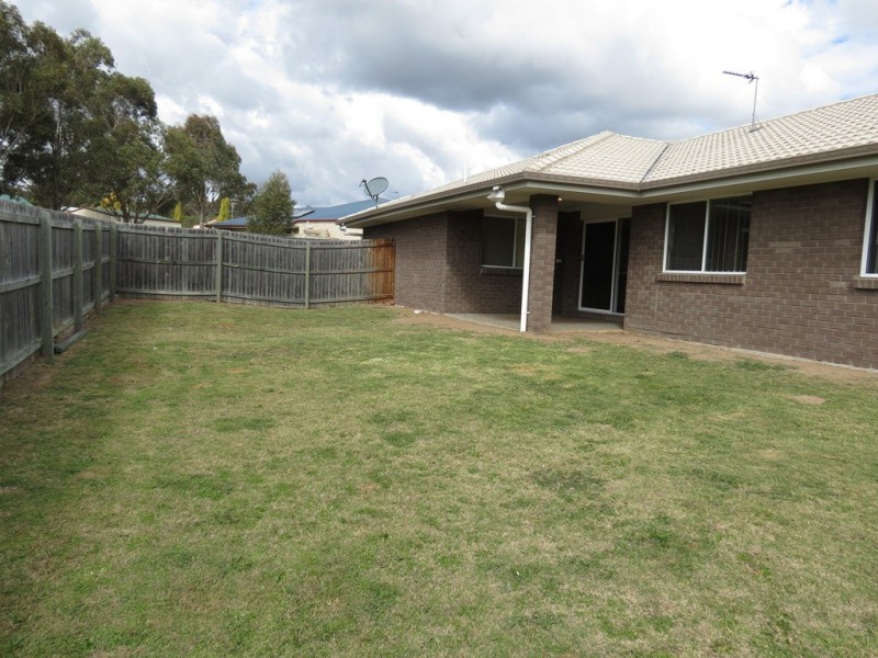 1 Rose Lea Court, Warwick QLD 4370