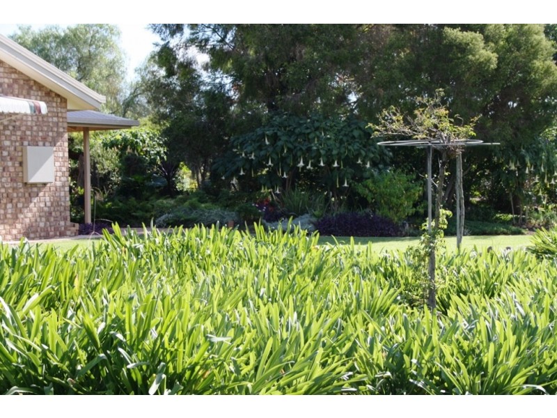 1128 Goomburra Rd, Goomburra QLD 4362