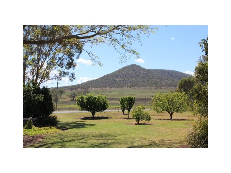 1128 Goomburra Rd, Goomburra QLD 4362