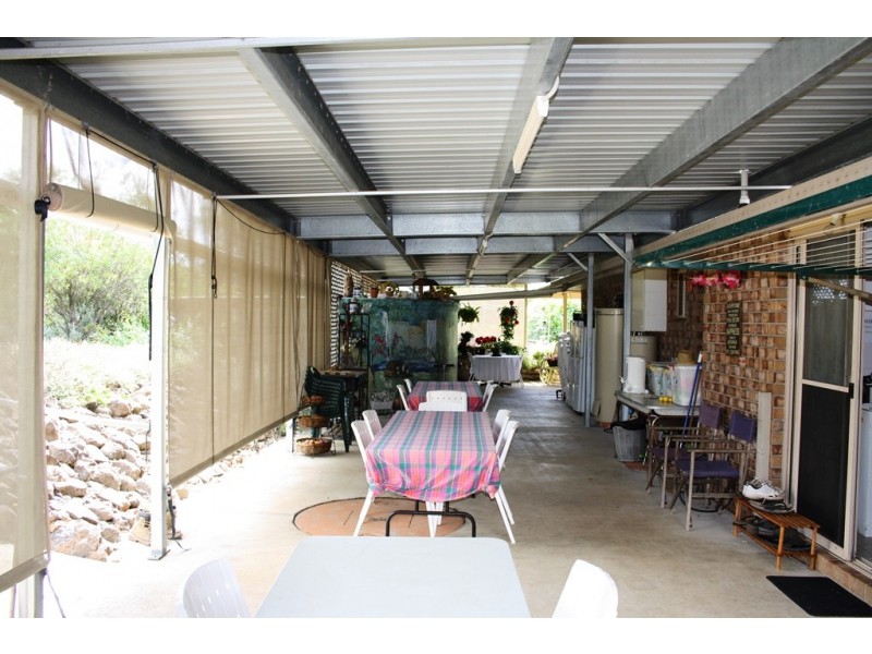 1128 Goomburra Rd, Goomburra QLD 4362