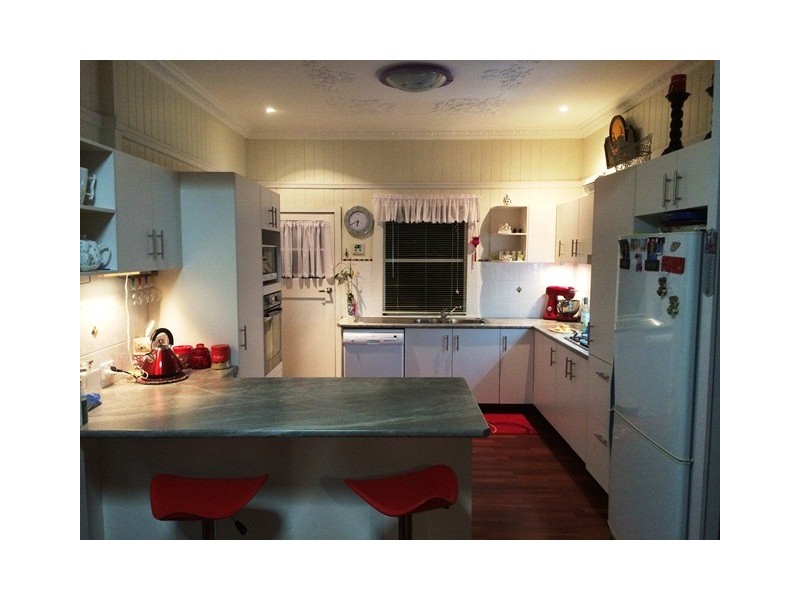 135 Ridge Rd, The Summit QLD 4377