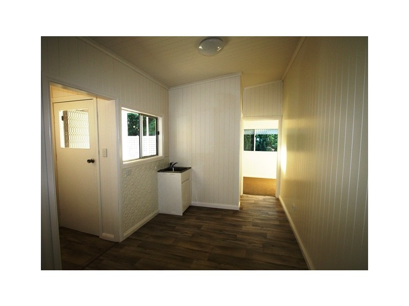 12 William Street, Allora QLD 4362