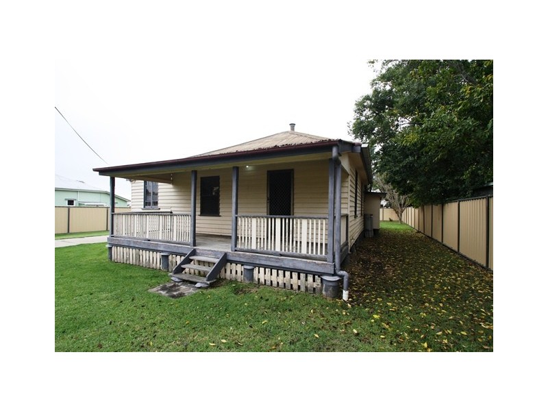 68 Myrtle Avenue, Warwick QLD 4370