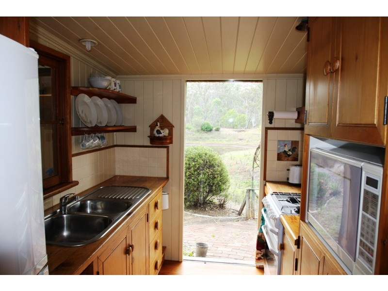 2006 Inverramsay Rd, Goomburra QLD 4362