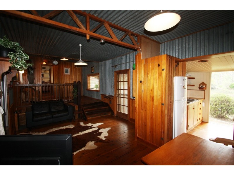 2006 Inverramsay Rd, Goomburra QLD 4362