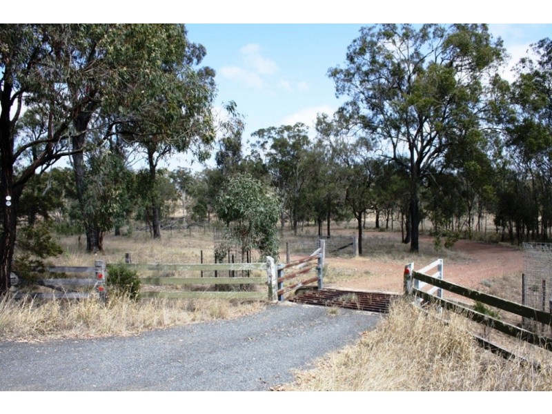 15602 Cunningham Hwy, Cunningham QLD 4370