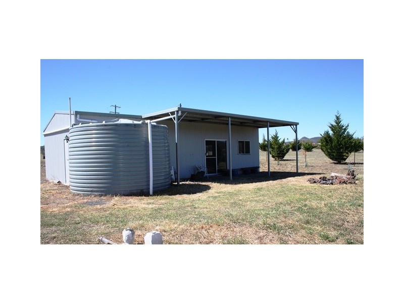 264 Cunningham Hwy, Maryvale QLD 4370