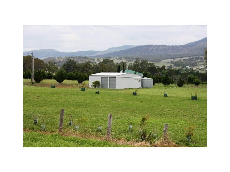 264 Cunningham Hwy, Maryvale QLD 4370