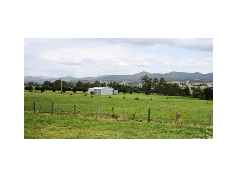 264 Cunningham Hwy, Maryvale QLD 4370