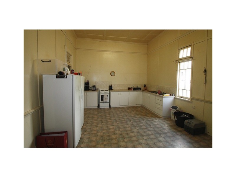 86 Herbert Street, Allora QLD 4362