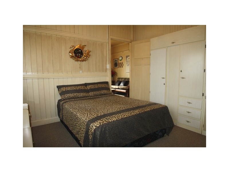 26 Sturt Street, Warwick QLD 4370