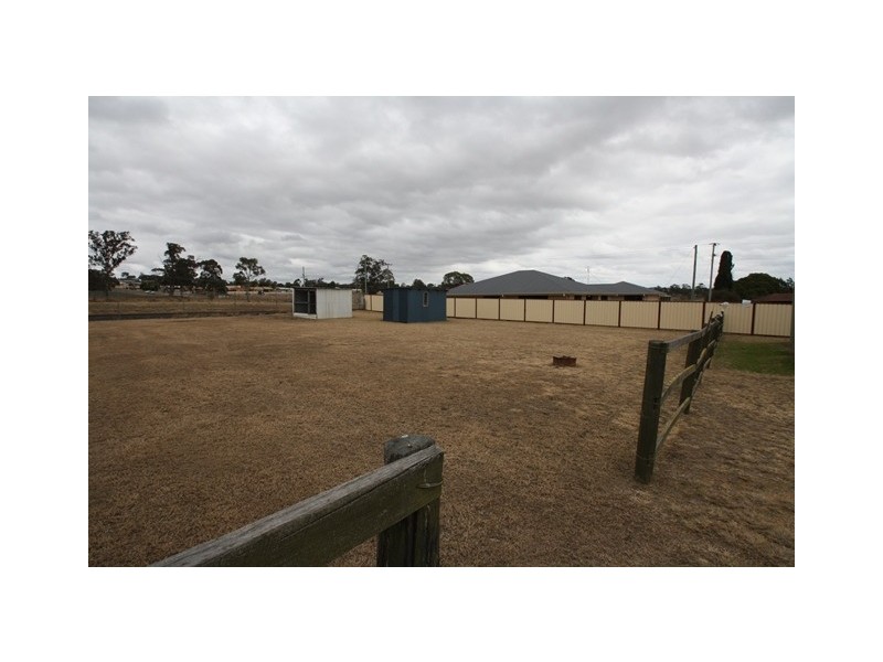 13983 Cunningham Highway, Warwick QLD 4370