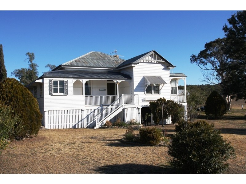 134 Granite Hills Road, Leslie Dam QLD 4370