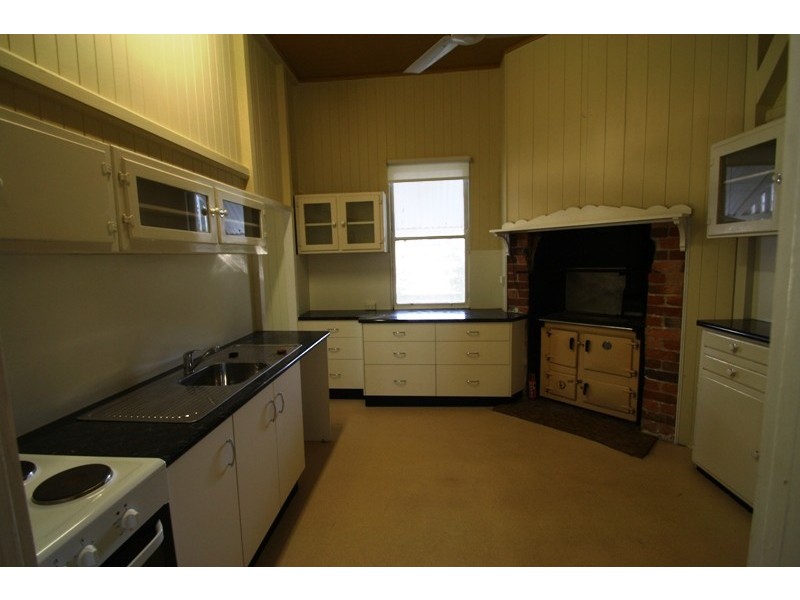 134 Granite Hills Road, Leslie Dam QLD 4370