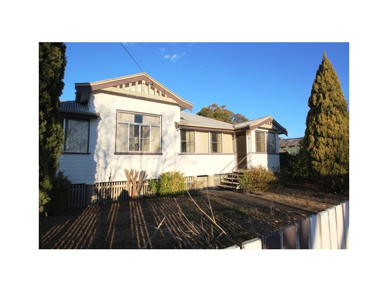 42 Dragon Street, Warwick QLD 4370