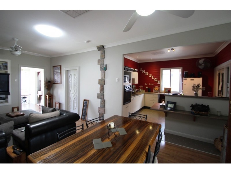 7 Myrtle Avenue, Warwick QLD 4370