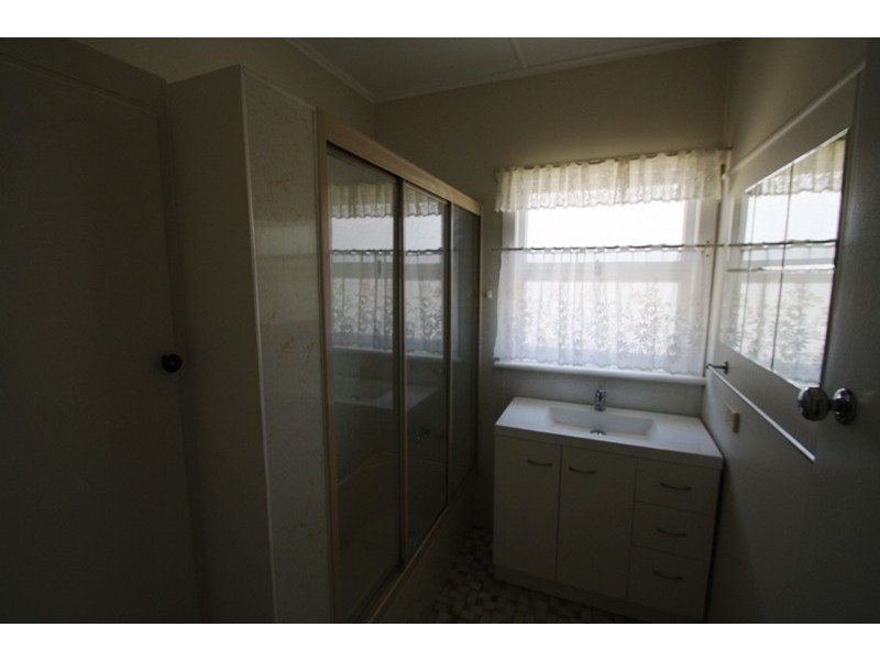 18 Wilga Avenue, Warwick QLD 4370