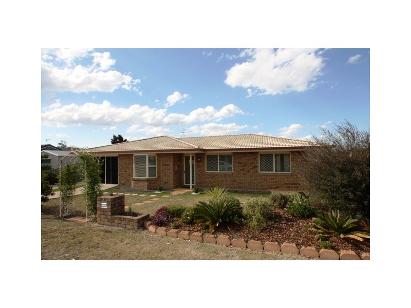 5 Fairway Drive, Warwick QLD 4370