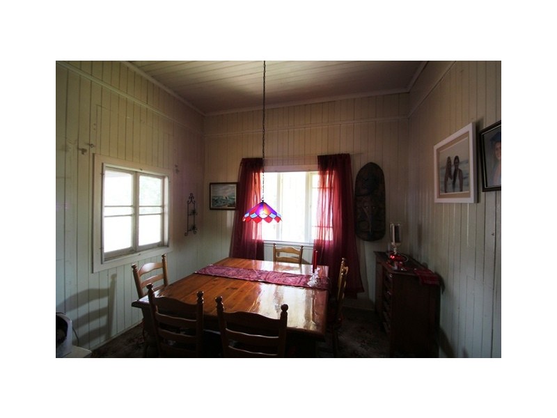 98 Willi St, Rosenthal Heights QLD 4370