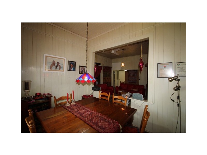 98 Willi St, Rosenthal Heights QLD 4370