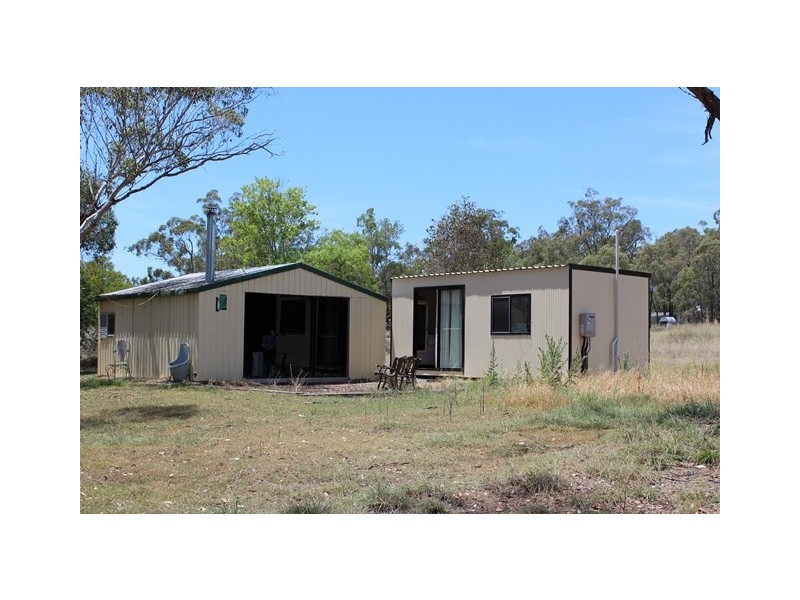 98 Willi St, Rosenthal Heights QLD 4370