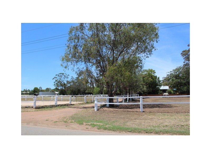 98 Willi St, Rosenthal Heights QLD 4370