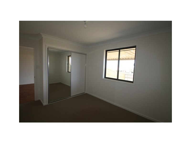 Unit 2 / 26 Capital Drive, Rosenthal Heights QLD 4370